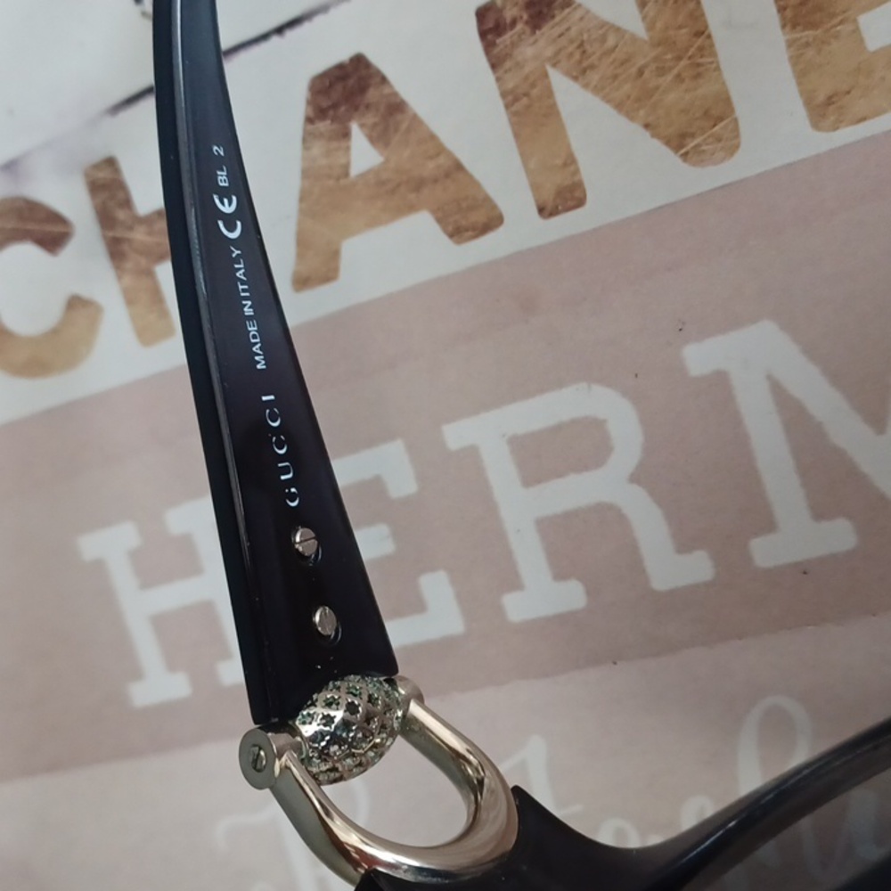 Gucci  horse-bit  sunglasses - Picture 5 of 12